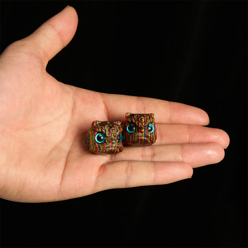 Buddha Stones 2Pcs Mini Rainbow Eucalyptus Dancing Lion Carved Balance Decoration