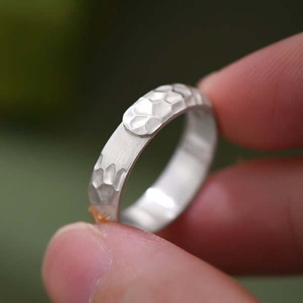 Buddha Stones 999 Sterling Silver Hammer Pattern Om Mani Padme Hum Balance Ring